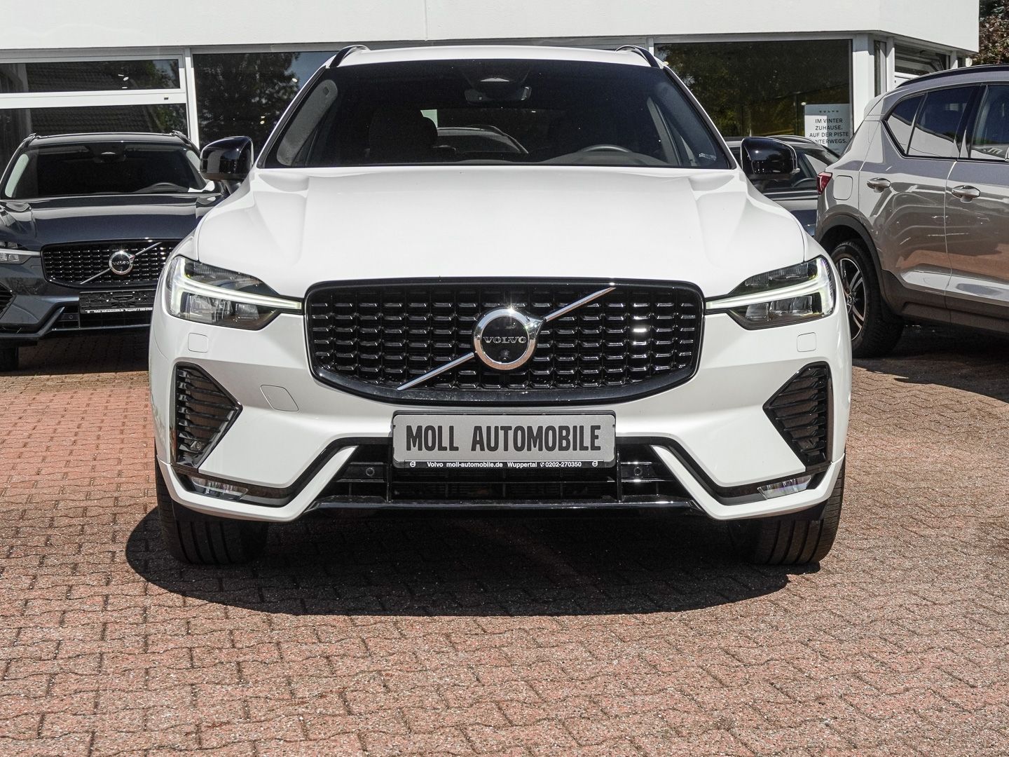 Volvo XC60 Plus Dark 2WD StandHZG Leder Digitales Cock imagem 3