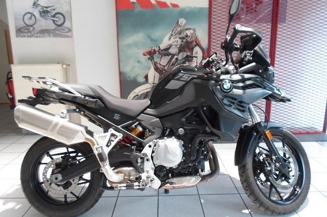 Fahrzeugabbildung BMW F750GS Style Triple Black alle Pakete
