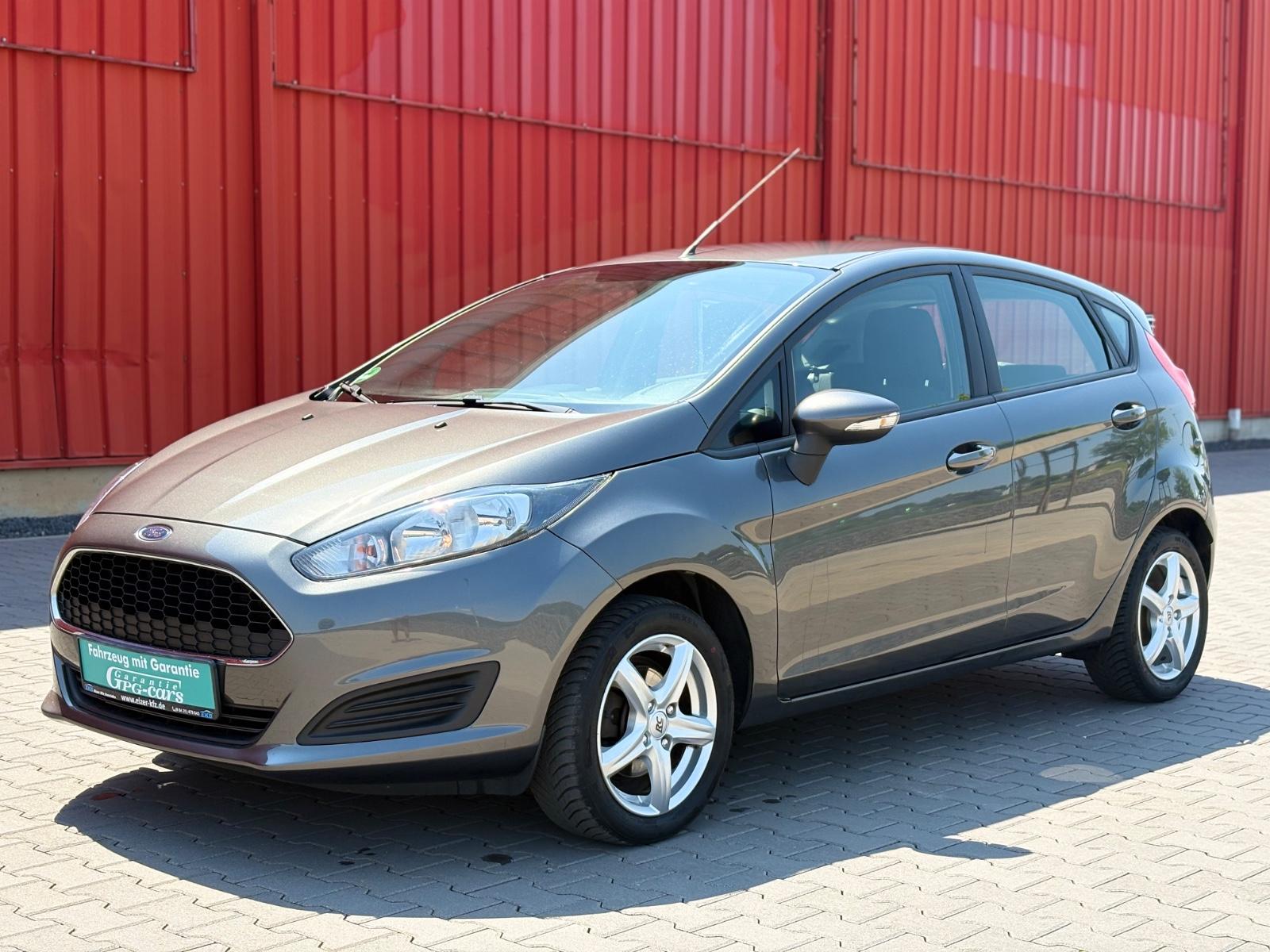 Ford Fiesta4 Zelinder Zahnr-NEU Inspektion NEU 1 Hand Sauber