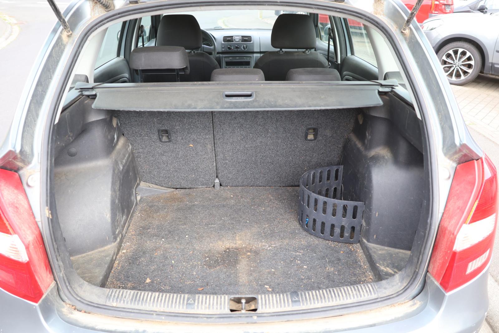 Skoda Fabia 2012 — photo 16