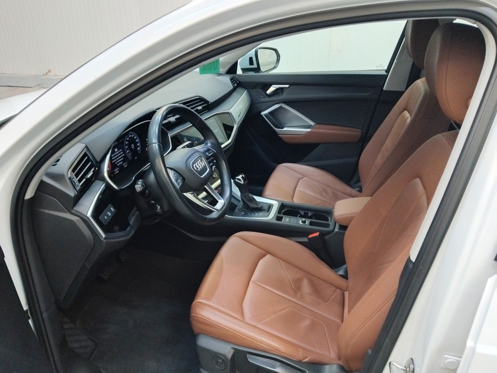 Audi Q3 (06/2026, Benzin)
