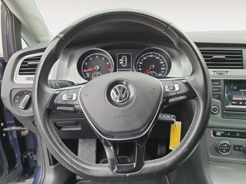 Fahrzeugabbildung Volkswagen Golf 1.4 TSI Lounge Climatronic,SH,GRA,PDC,NSW
