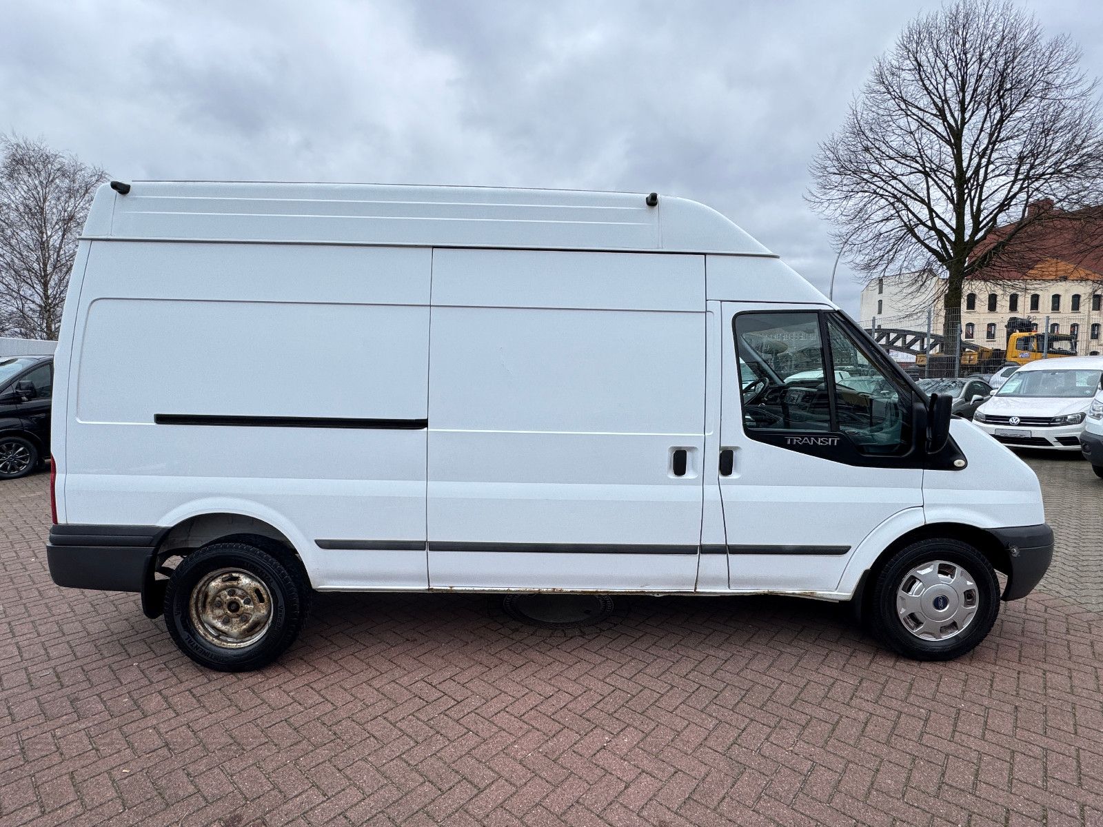 Fahrzeugabbildung Ford Transit Kasten FT 350 HOCH & LANG KLIMA H.REGALE