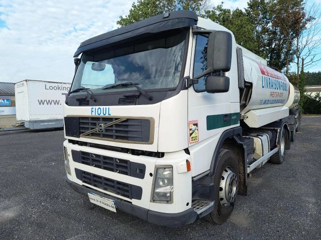 Volvo FM 440 13000L FUEL / CARBURANT - 4 COMP