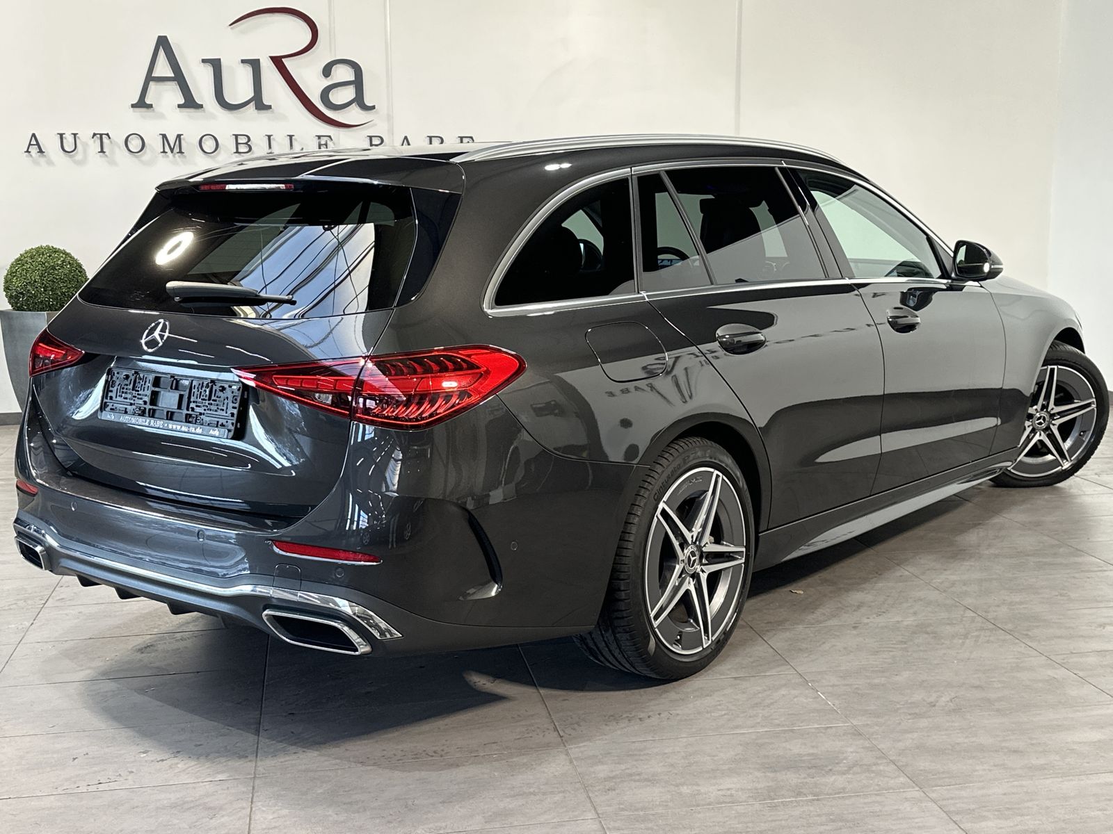 Fahrzeugabbildung Mercedes-Benz C 220d T AMG-Line NAV+LED+VCOCK+CARPLAY+SHZ+KAM