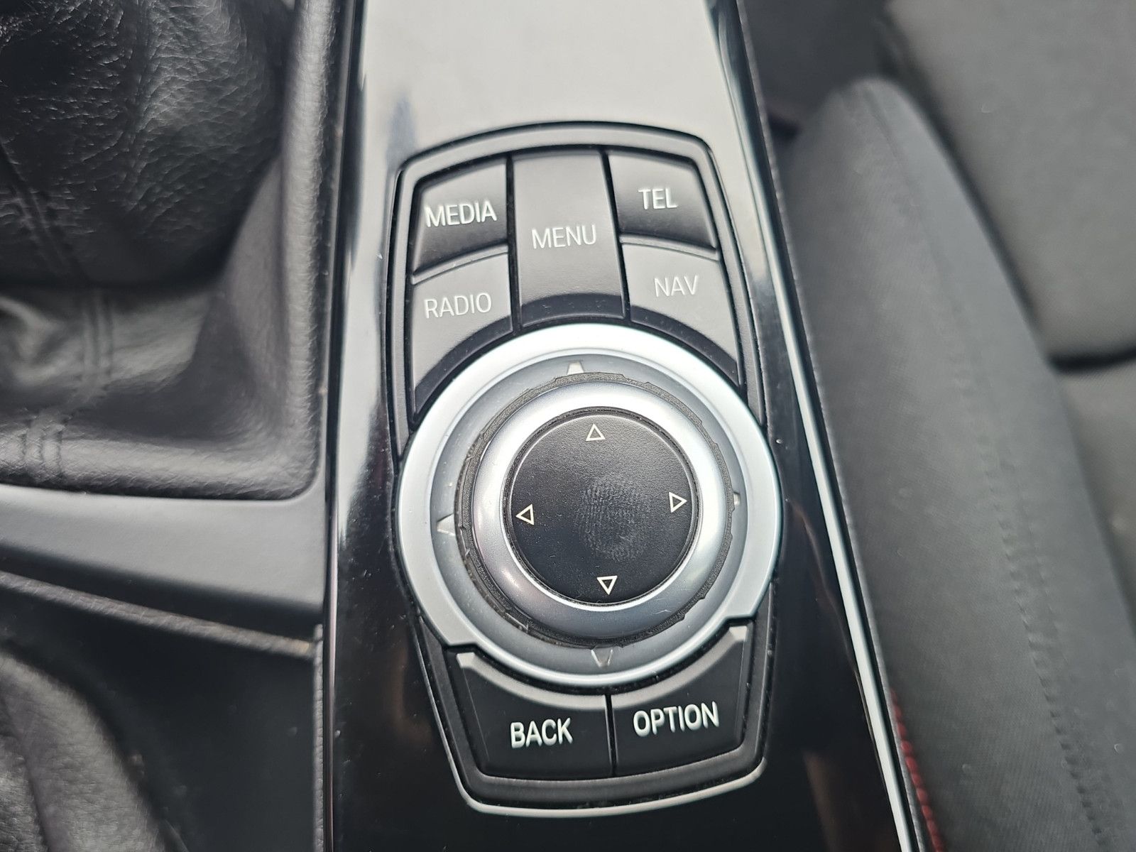 Fahrzeugabbildung BMW 318d Touring Sport Line Navi PDC Elktr.Heckklapp