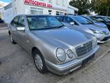 Mercedes-Benz E 240 SCHECKHEFT;TOP ZUSTAND - gebrauchte Mercedes-Benz E 240 aus dem Jahr 1998