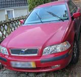 Volvo V 40 - gebrauchte Volvo V40 aus dem Jahr 2000