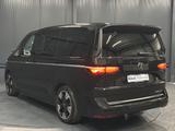 Volkswagen T7 Multivan Style eHybrid lang 4MOTION*PANORAMA* - : Schwarz, Van