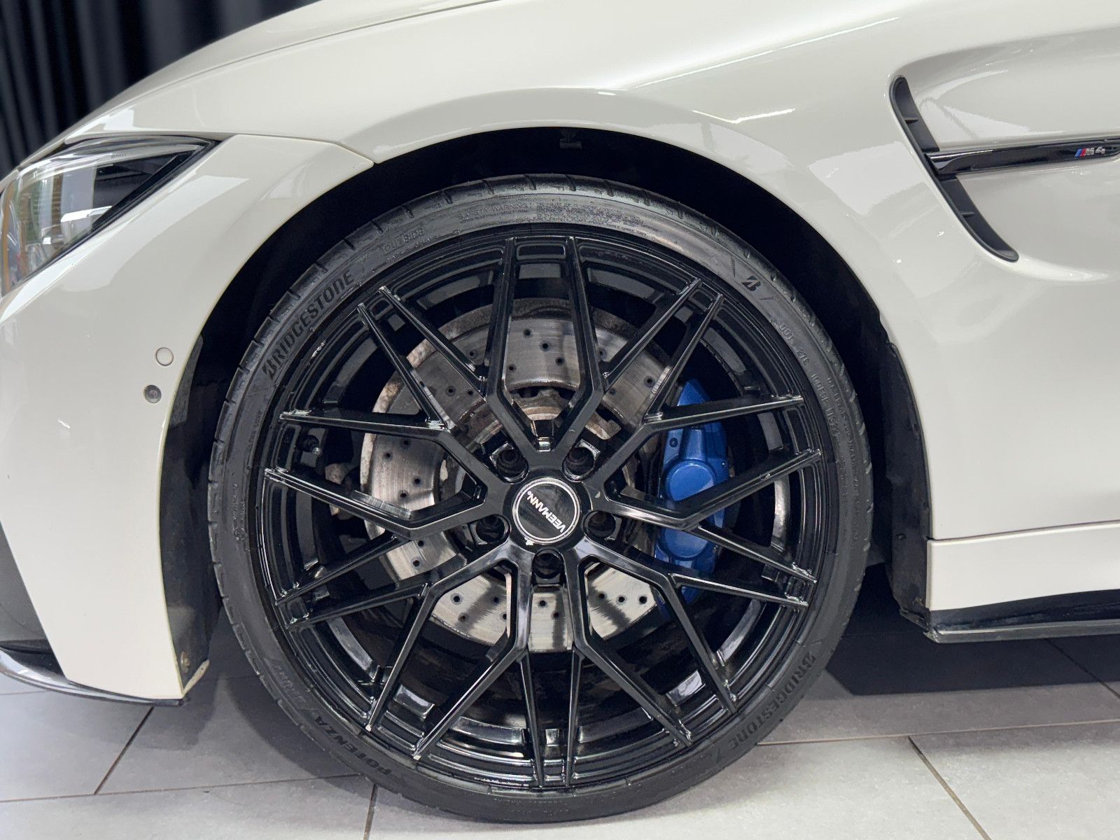 Fahrzeugabbildung BMW M4 Competition COUPE|H&K|HEAD-UP|360°|KARBON