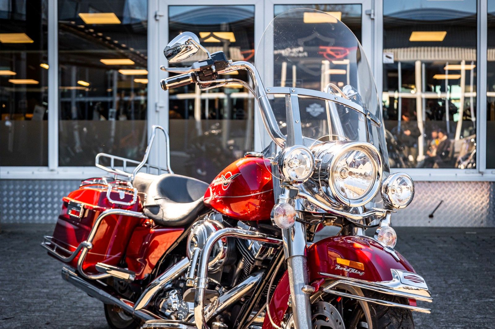 Fahrzeugabbildung Harley-Davidson Road King FLHR - PENZEL - APE -