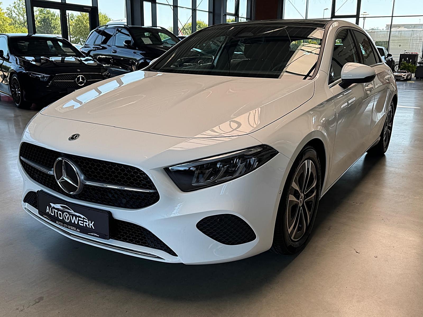 Mercedes-Benz A 180 Progresiv Pano AHK Kamera Distronik
