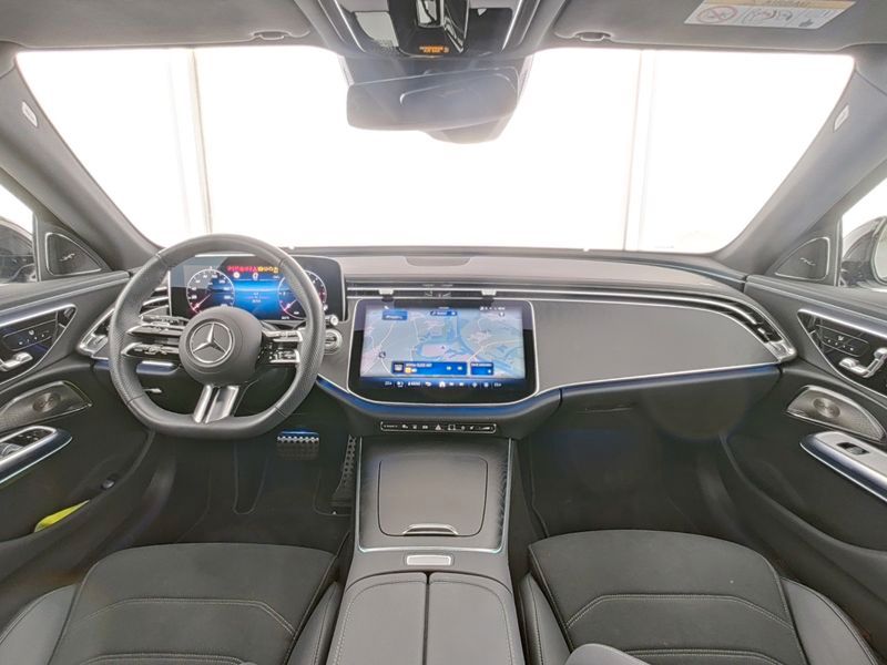 Fahrzeugabbildung Mercedes-Benz E 450 d 4M T AMG AHK+FahrassPak+StdHz+Burmester