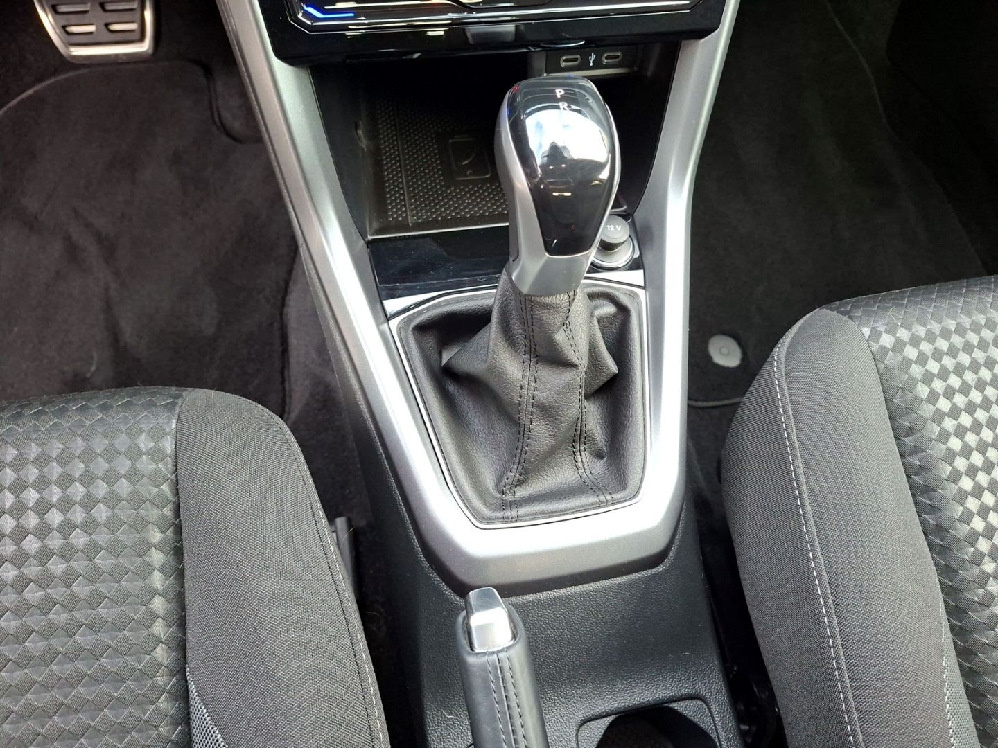 T-Cross 1.0 TSI DSG Active *Navi*ACC*AppConnect*