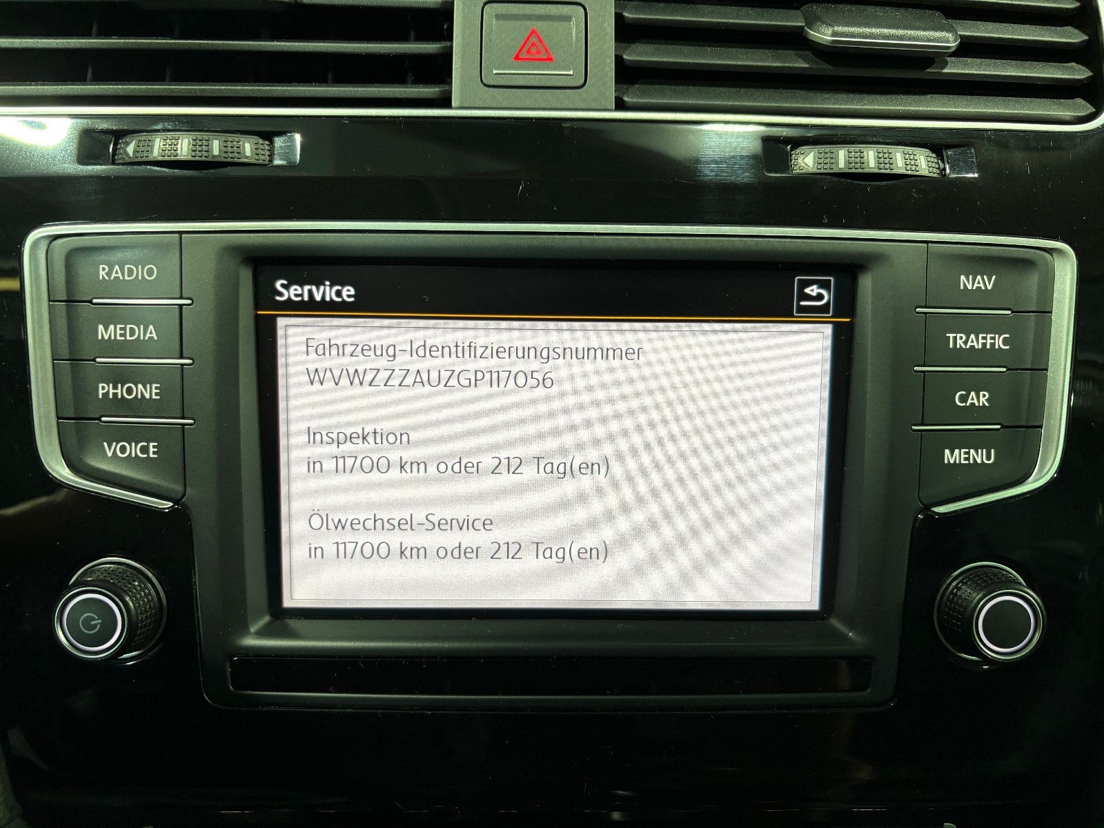 Fahrzeugabbildung Volkswagen Golf VII Lim. Allstar BMT/NAVI/PDC/SHZ/KLIMA/