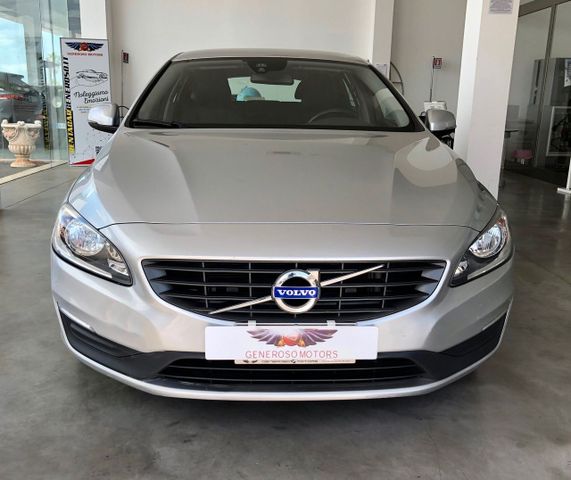 Volvo VOLVO V60 D2 GEARTRONIC KINETIC