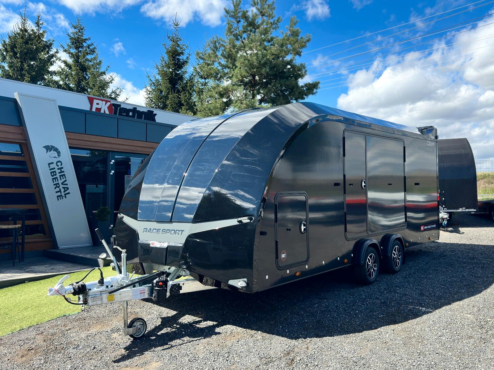 Brian James New Race Sport, 550x210x188, SOFORT