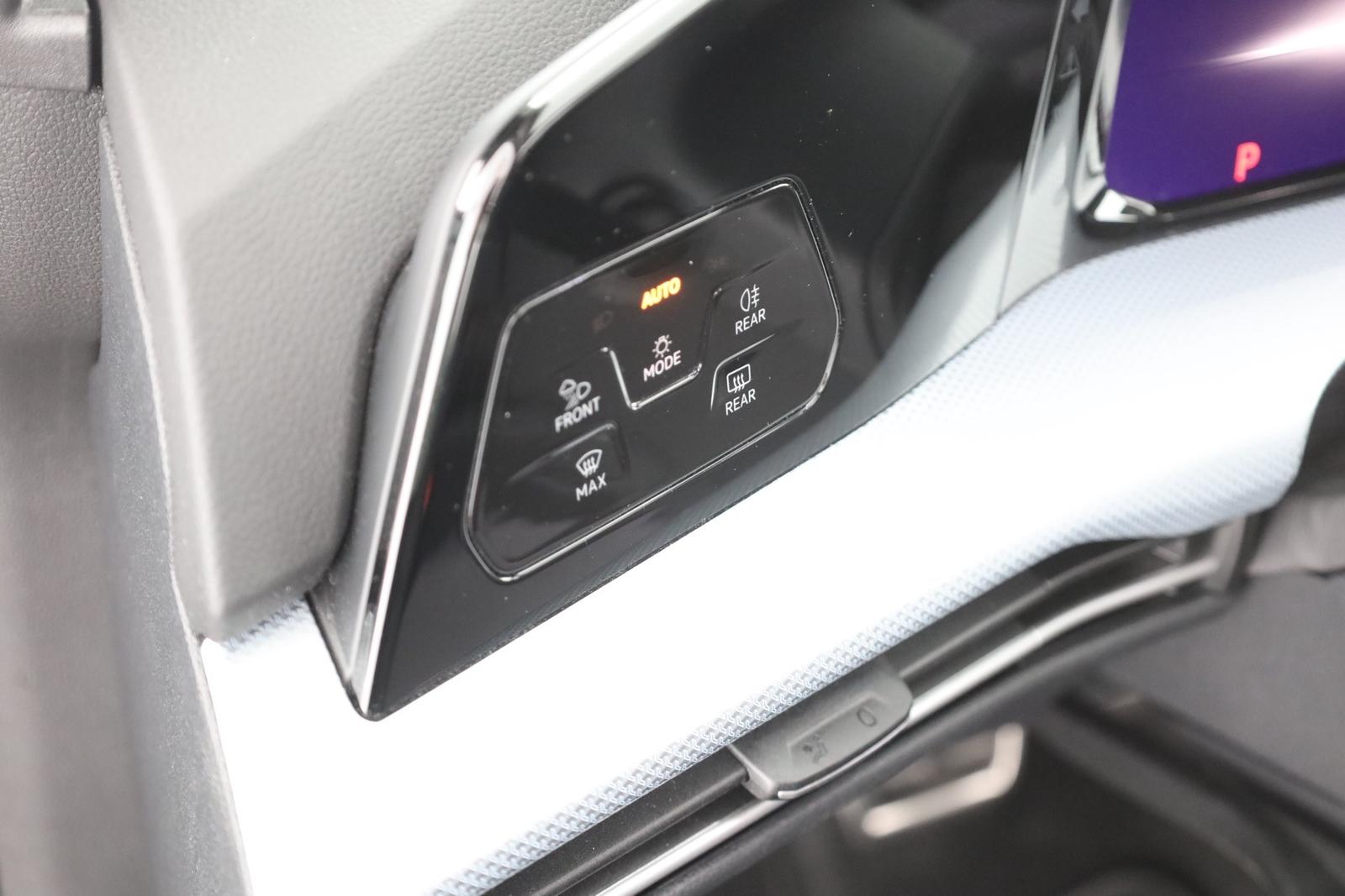 Volkswagen Golf VIII Variant 1.5 eTSI Goal LED ACC AHK 360°, миниатюра 21