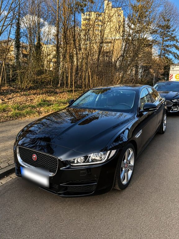 Image of Jaguar XE