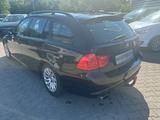 BMW 320 3 Touring 320i - BMW 3er Reihe aus 2009: Kombi