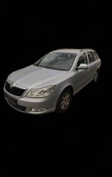Skoda Octavia 1.8 TSI DSG Laurin & Klement Combi L... - Skoda Octavia: Laurin Klement