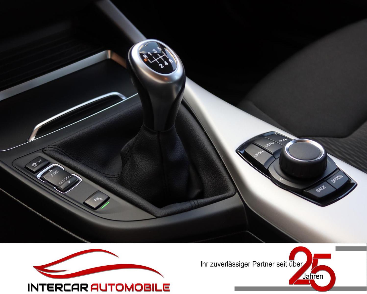 BMW 118 i Advantage |1.Hand|Scheckheft|Sitzhz.|PDC|