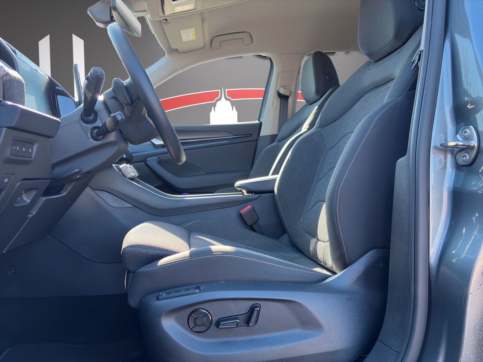 Fahrzeugabbildung SKODA Kodiaq 1.5 TSI DSG LED/NAVI/ACC/7Sitze/SHZ/GJR