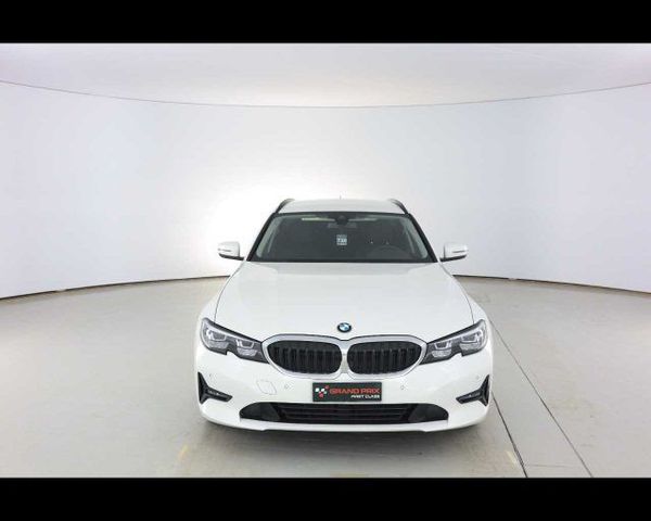 BMW 318 d 48V Touring Business Advantage