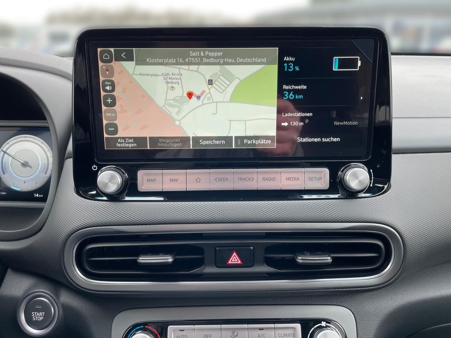 Fahrzeugabbildung Hyundai KONA Elektro 39,2kWh Standheizung, Rückfahrkamer