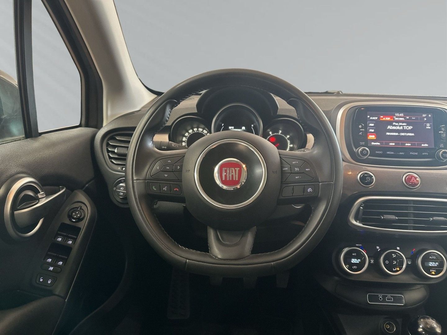Fahrzeugabbildung Fiat 500X 1.6 JTD LOUNGE KLIMA PANO NAVI