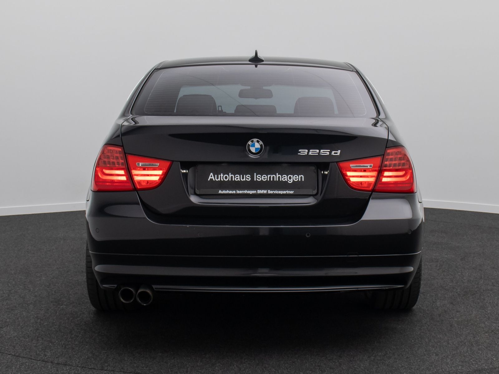 Fahrzeugabbildung BMW 325d GeschwindigReg Xenon PDC Alarm HiFi Leder
