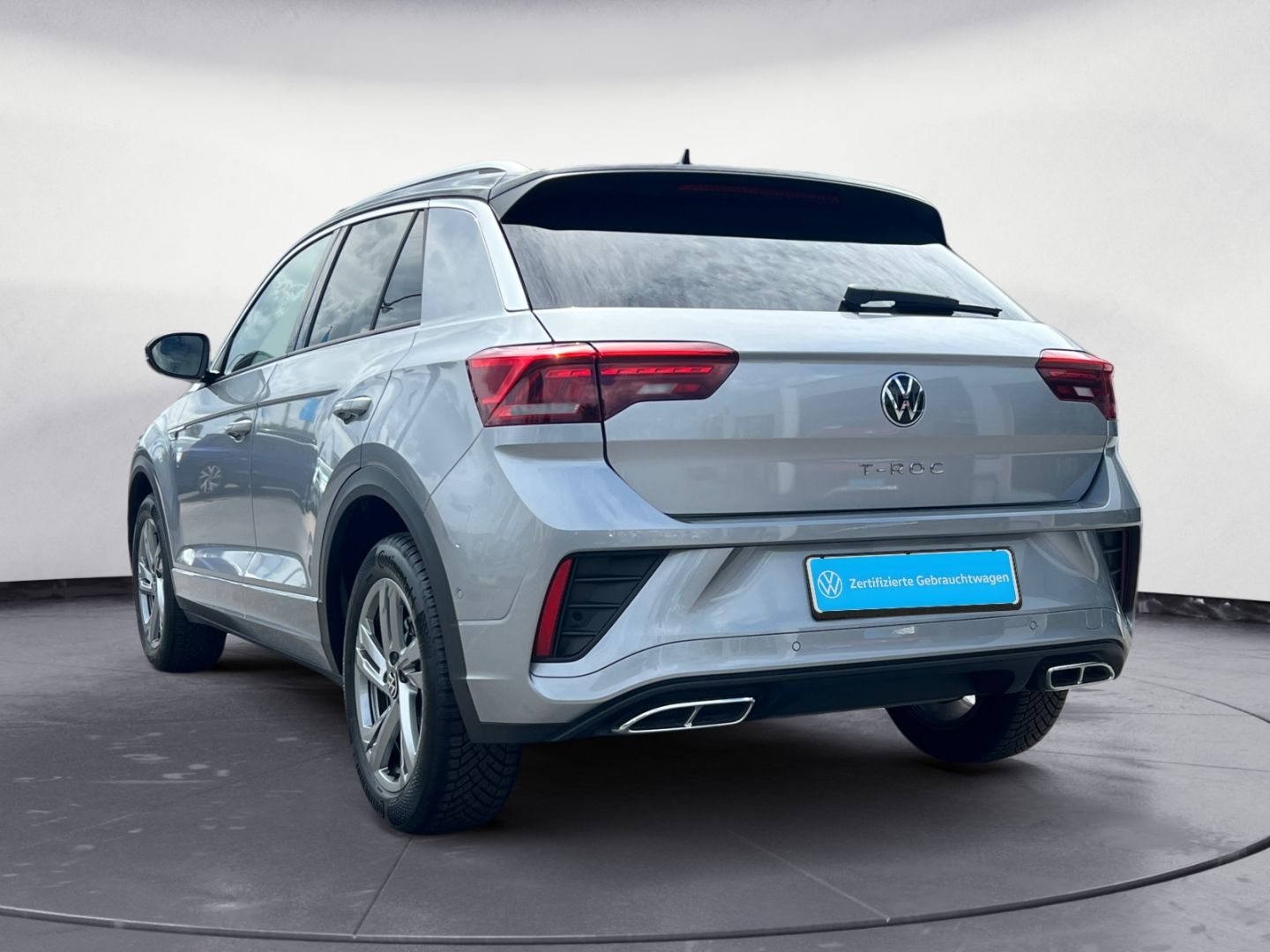 Volkswagen T-Roc R-Line 1.5 TSI DSG LED NAVI KAMERA AHK AP foto 3