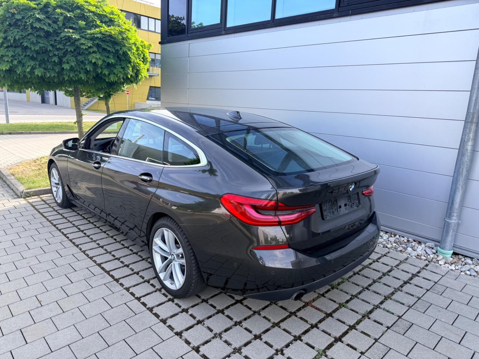 BMW 630i Gran Turismo Leder/Navi/HUD/Standheiz/AHK