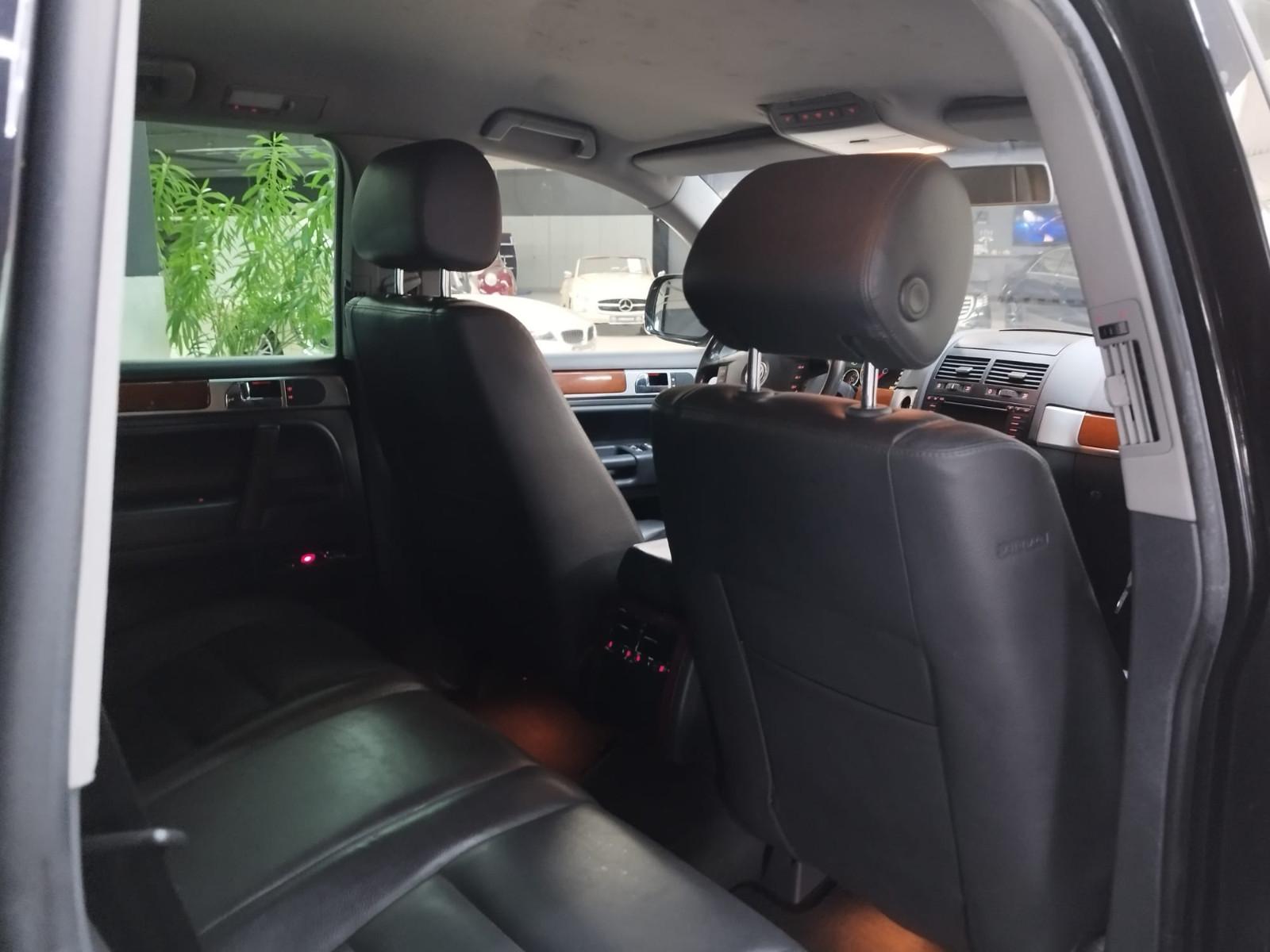 Volkswagen Touareg 2005 — photo 15