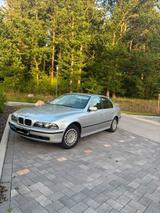 BMW E39 520i *ROSTFREI* - gebrauchte BMW 520 aus dem Jahr 2000