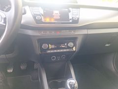 SKODA Fabia Combi 1.0 TSI Style Rfk LM15 PDC Sitzhzg SKODA Fabia Combi 1.0 TSI Style Rfk LM15 PDC Sitzhzg