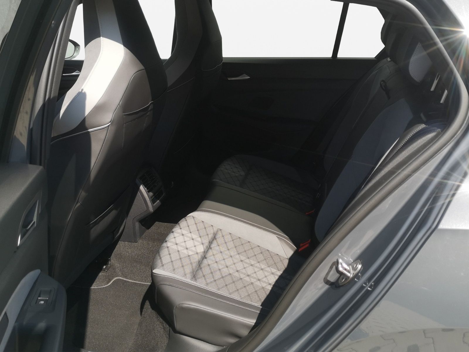Volkswagen Golf - Bild 19