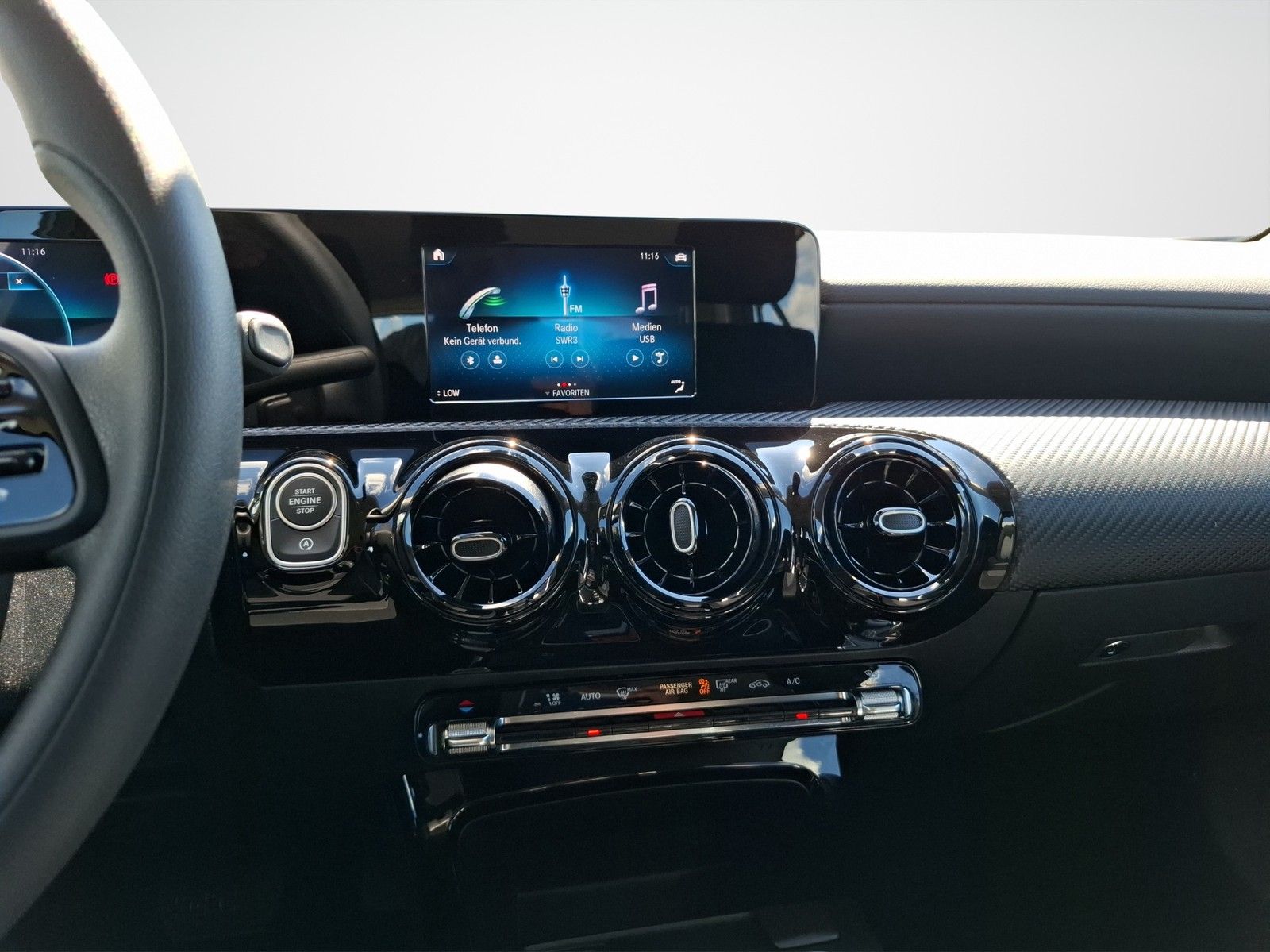 MERCEDES-BENZ A 200 AUTOMATIK / KLIMA / / LED / KAMERA / ALU - Image 14