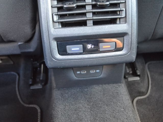 Golf VIII Variant 2.0 TDI 150 PS Life LED/NAVI+V