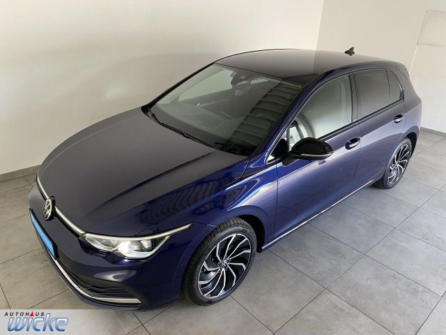 Golf VIII 1.5 eTSI DSG Active NAVI KLIMA LED SHZ