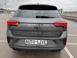 Volkswagen T-Roc 2.0 TSI*R LINE*4M*DSG*VIR*PANO*MATRIX*VOL - VW T-Roc Gebrauchtwagen in Stuttgart
