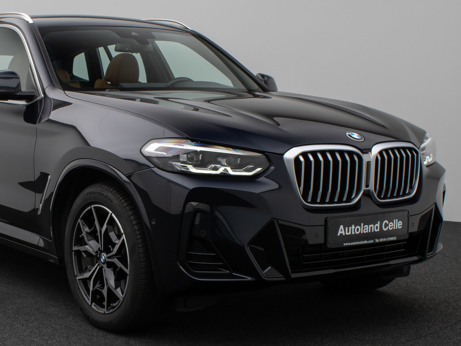 Fahrzeugabbildung BMW X3 xD30i M Sport Panorama Kamera DAB HiFi Alarm