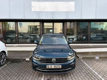 Volkswagen Tiguan - 2