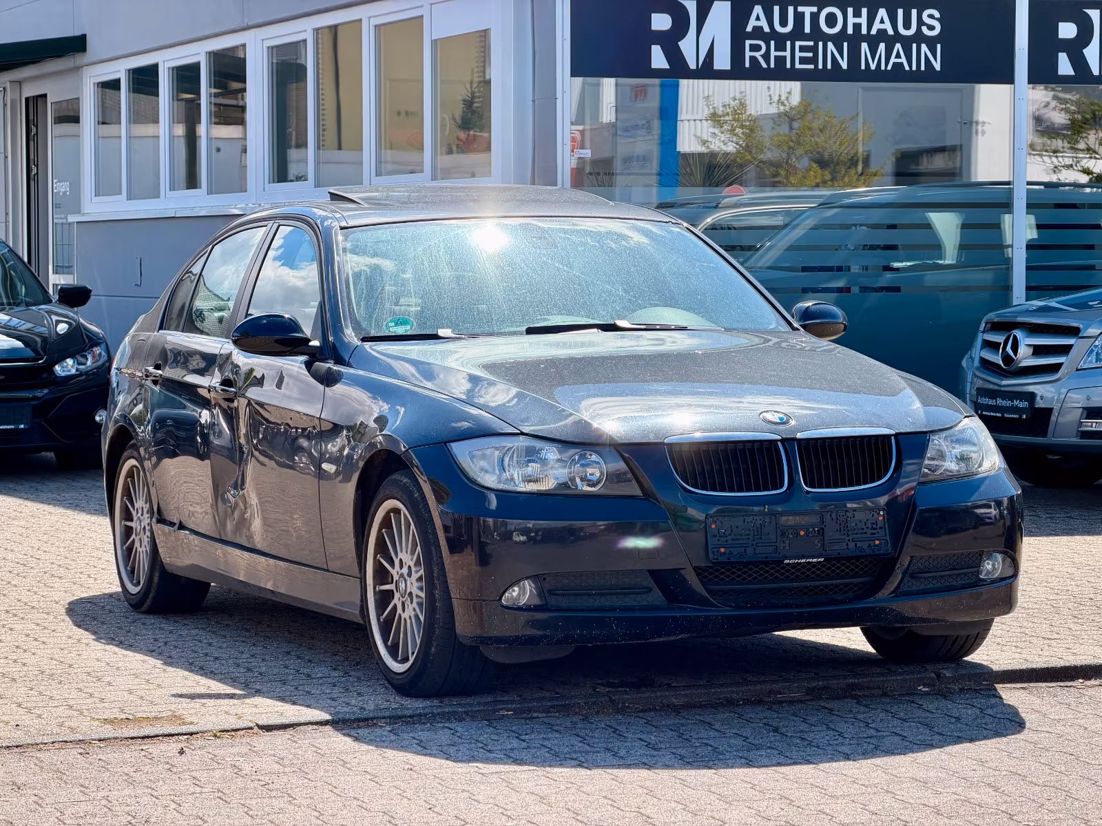 BMW 320i*Nav*GsDh*Pdc*Shz*Tempomat*