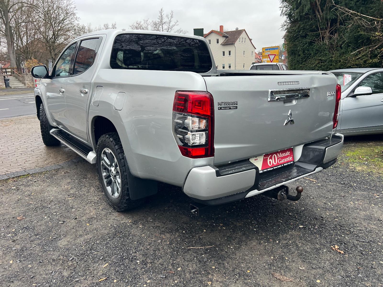 Mitsubishi L200/Doppelkabine 4WD/Kamera/Navi/Euro6/AHK