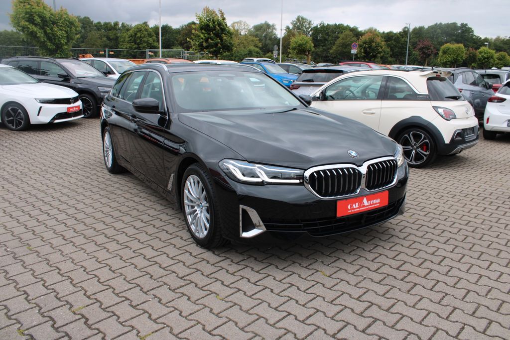Image of BMW 530