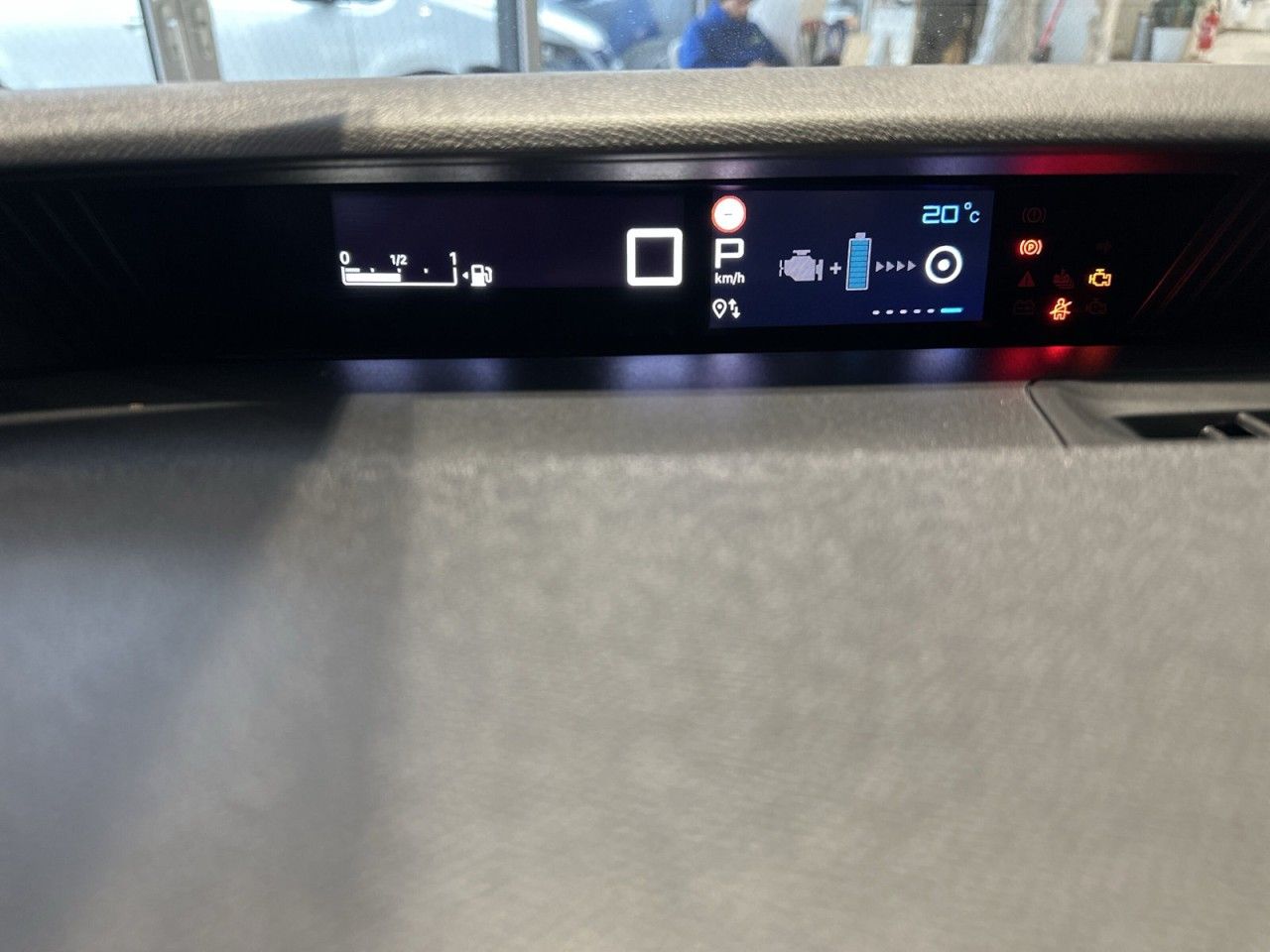 Fahrzeugabbildung Citroën C3 Hybrid 110 Plus