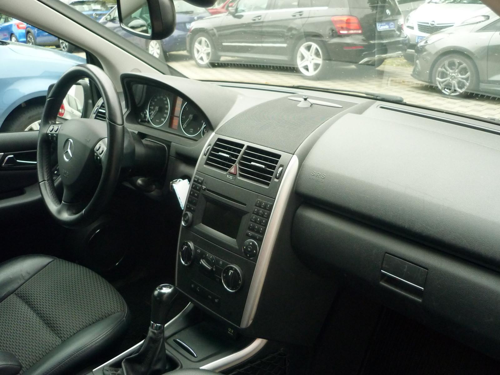Mercedes-Benz A 180 A -Klasse A 180 Avantgarde Klima Garantie