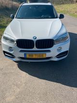 BMW Zu verkaufen BMW X5 XDrive M50D zu verkaufen - BMW M5 aus 2017