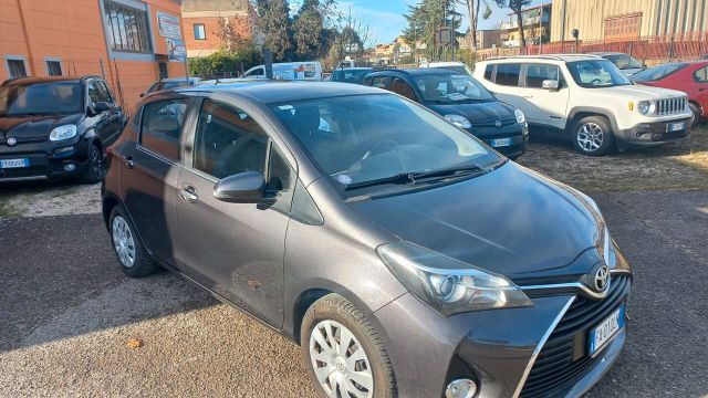 Toyota Yaris 1.0 5 porte Lounge TELECAMERA NAVIG